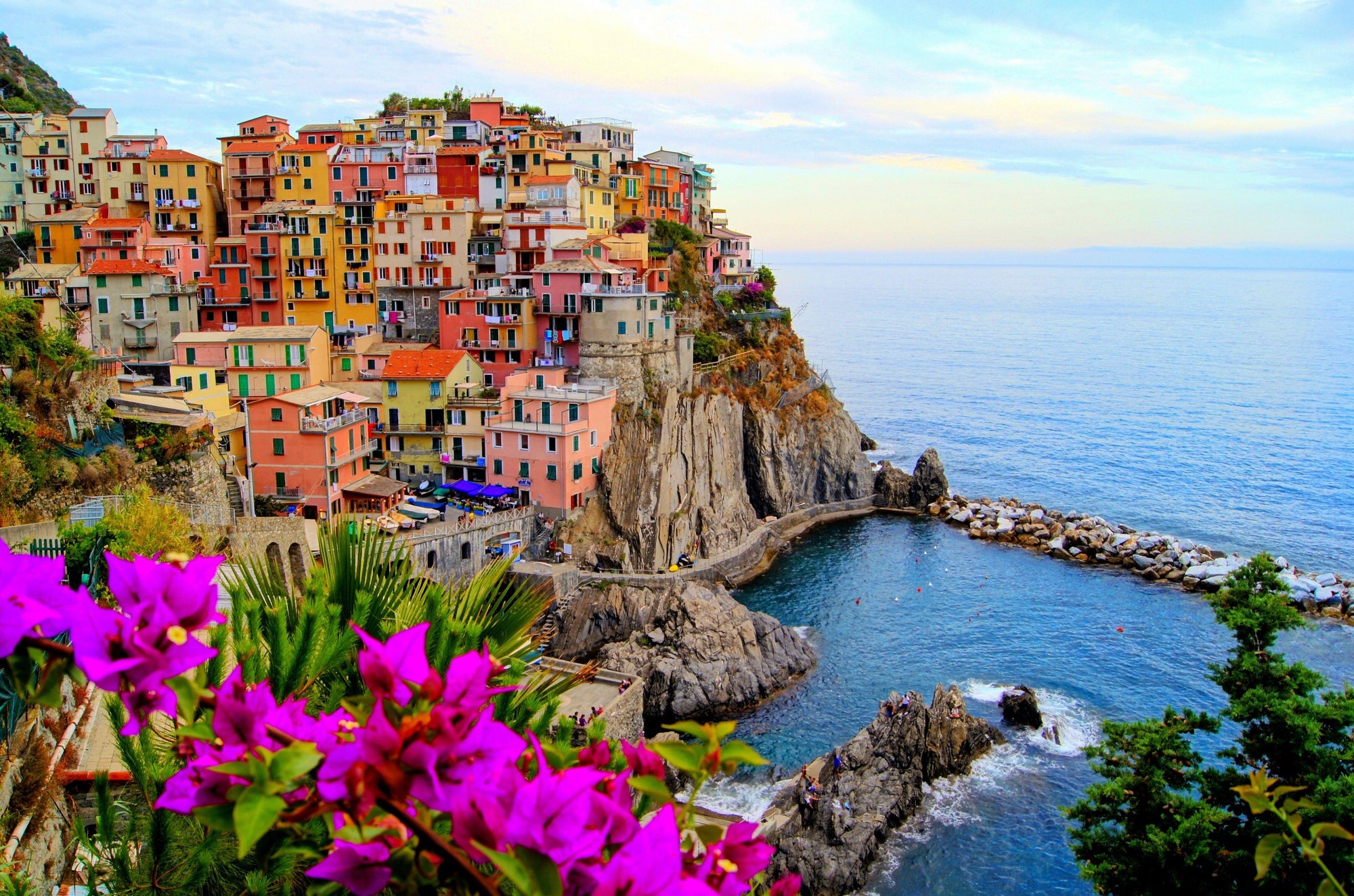 Best eSIM for Italy: Travel Guide, Coverage and Data Plans