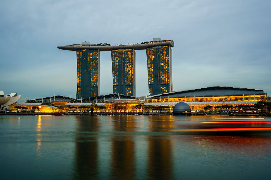 Singapore Travel Guide 2026: Food, Attractions & eSIM Tips