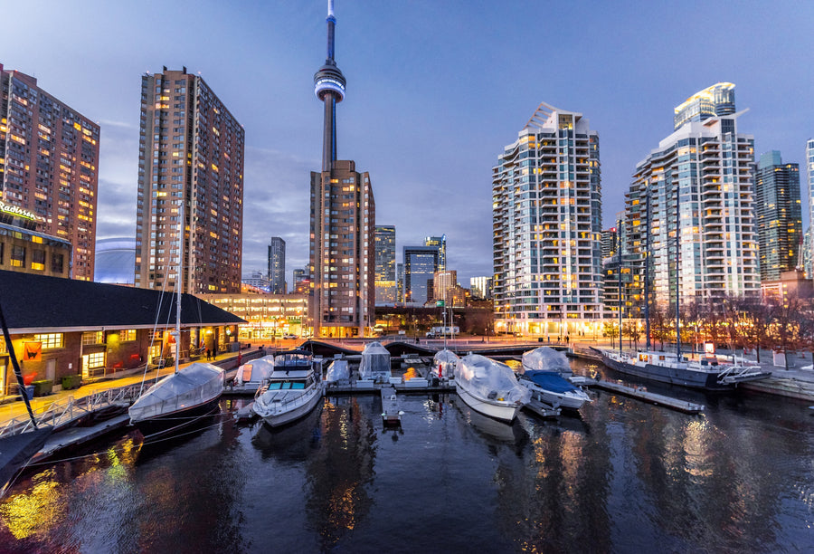 Traveling to Canada in 2026: Why a Travel eSIM Is the Smartest Way to Stay Connected